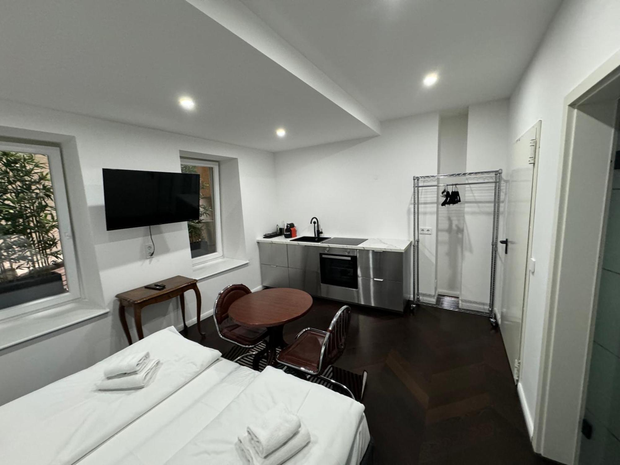Luxurious Apartment In The Centre Of Вена Номер фото